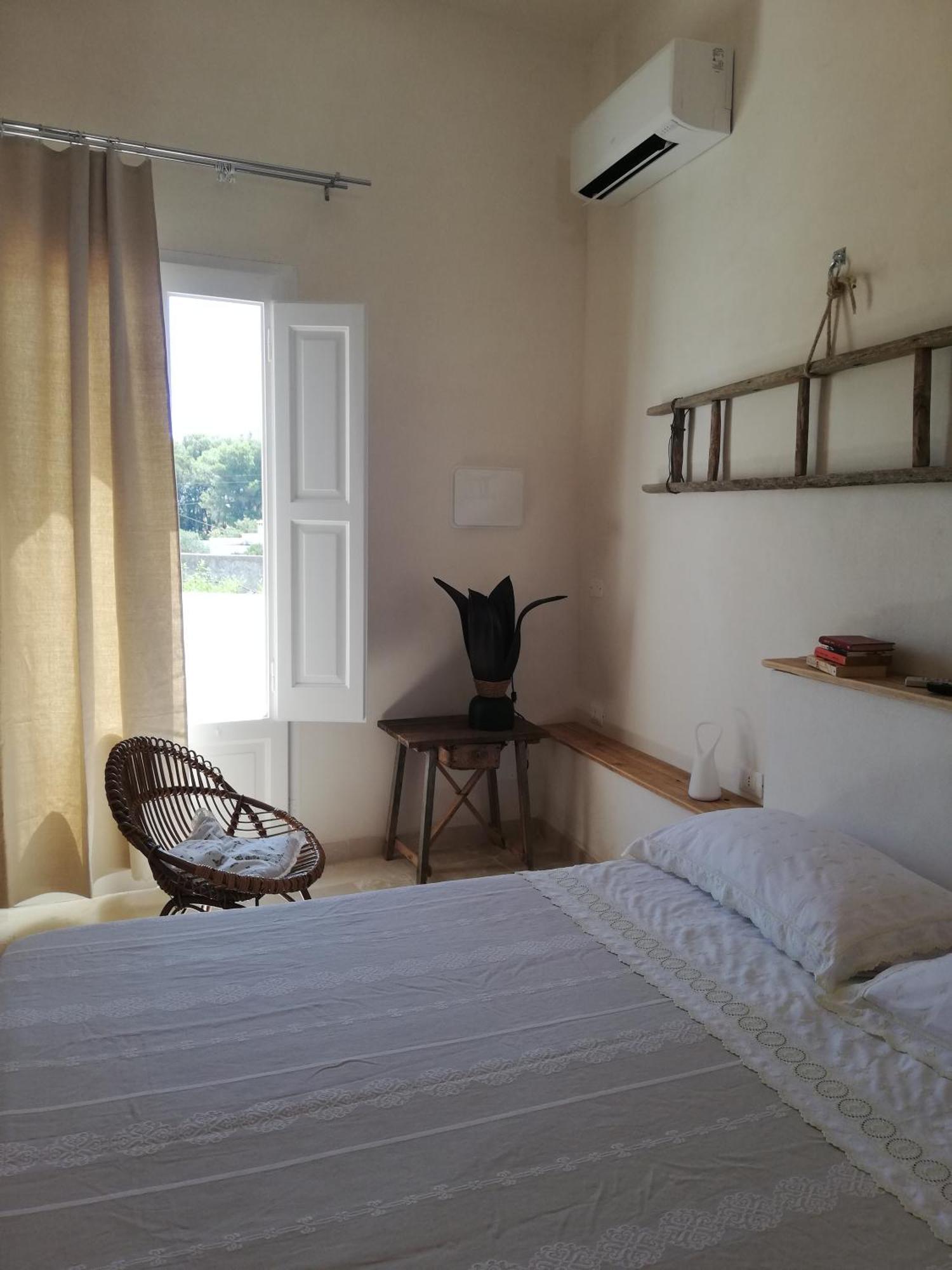 Holiday Home Trullo Antico Ostuni Bilik gambar