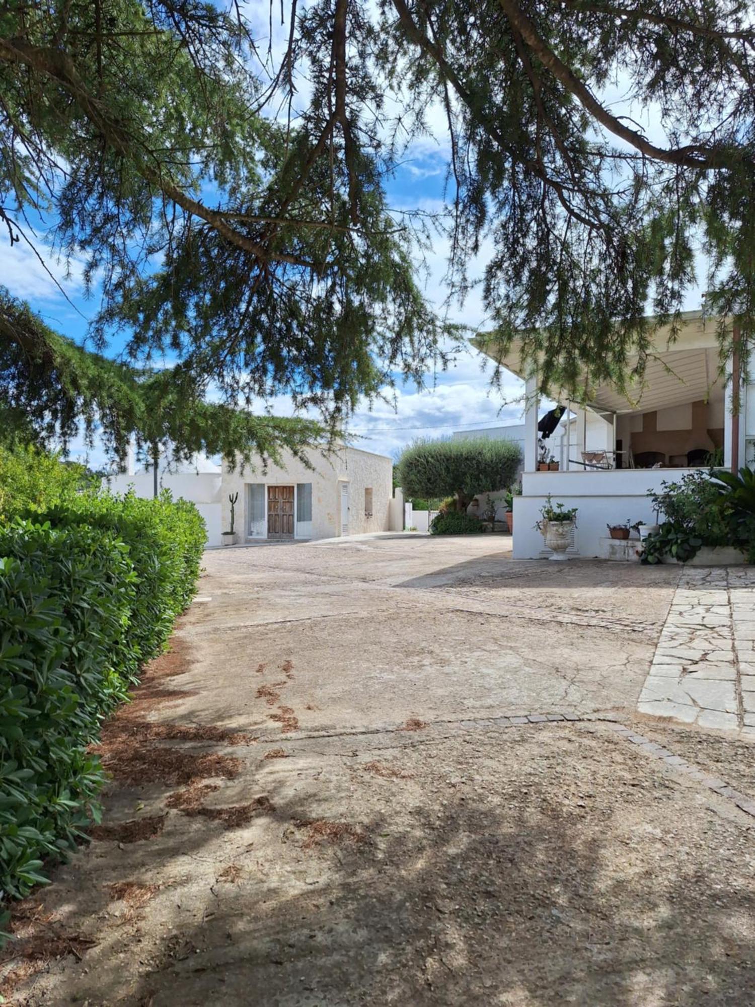 Holiday Home Trullo Antico Ostuni Luaran gambar