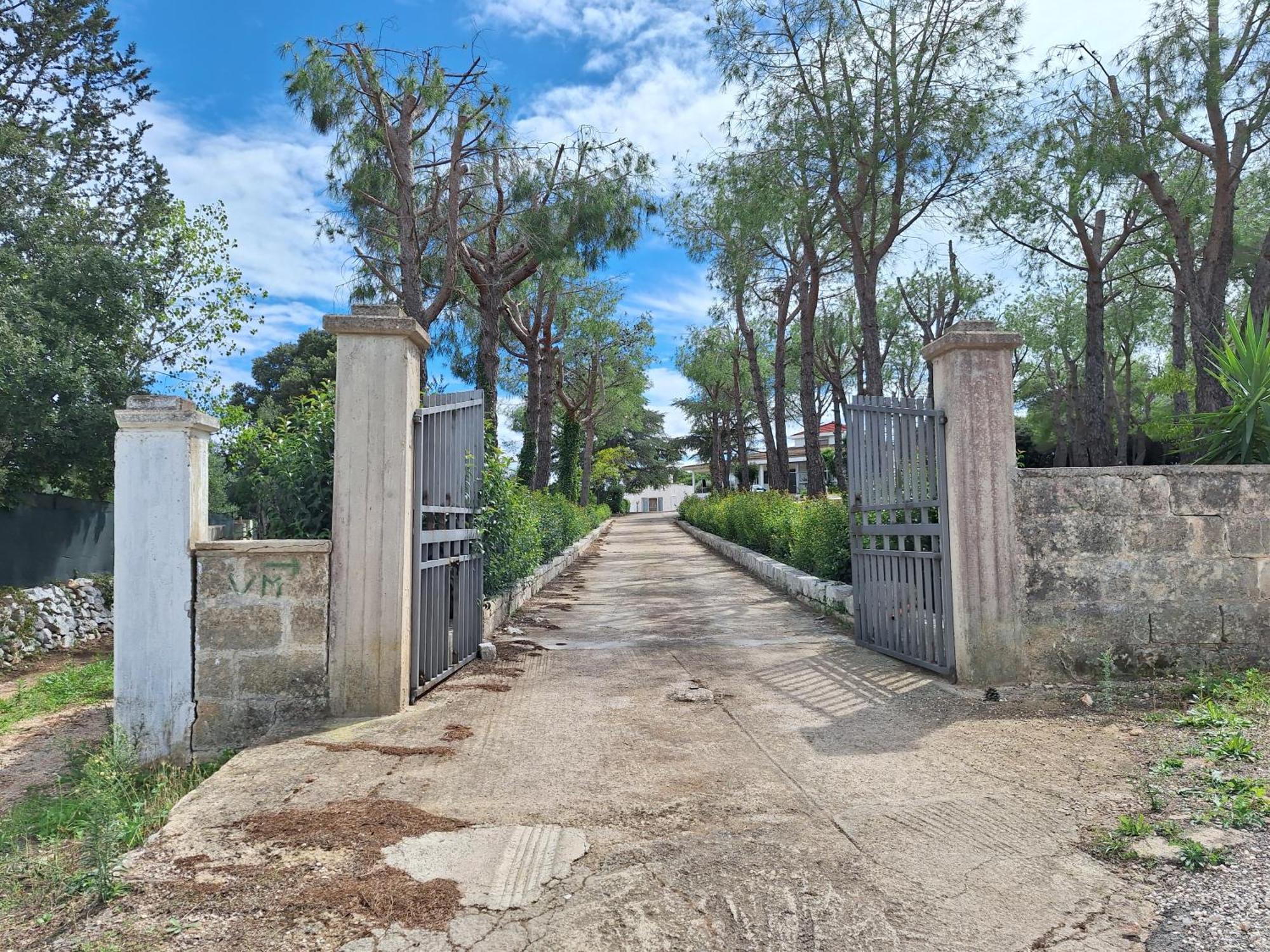 Holiday Home Trullo Antico Ostuni Luaran gambar