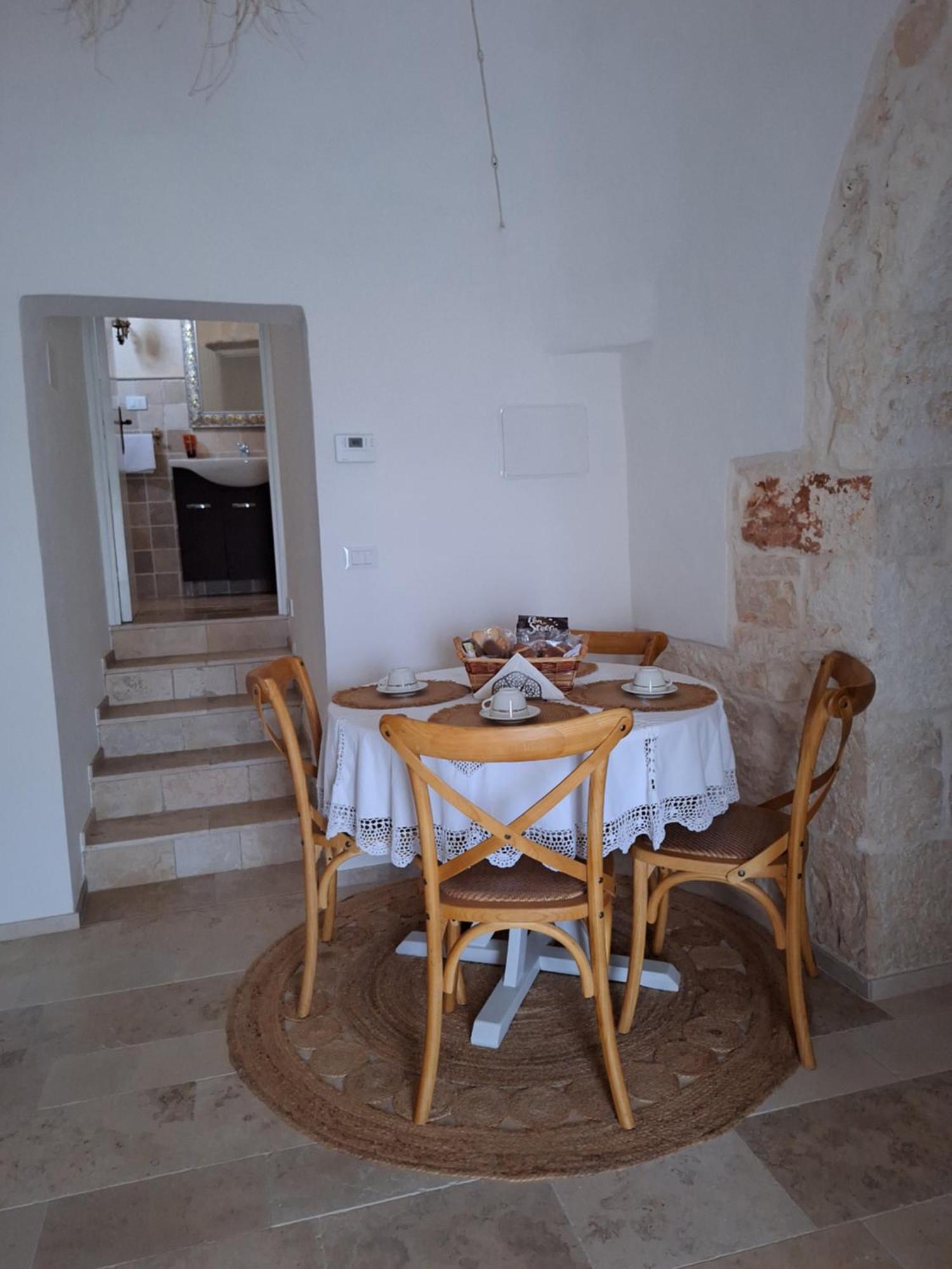 Holiday Home Trullo Antico Ostuni Luaran gambar
