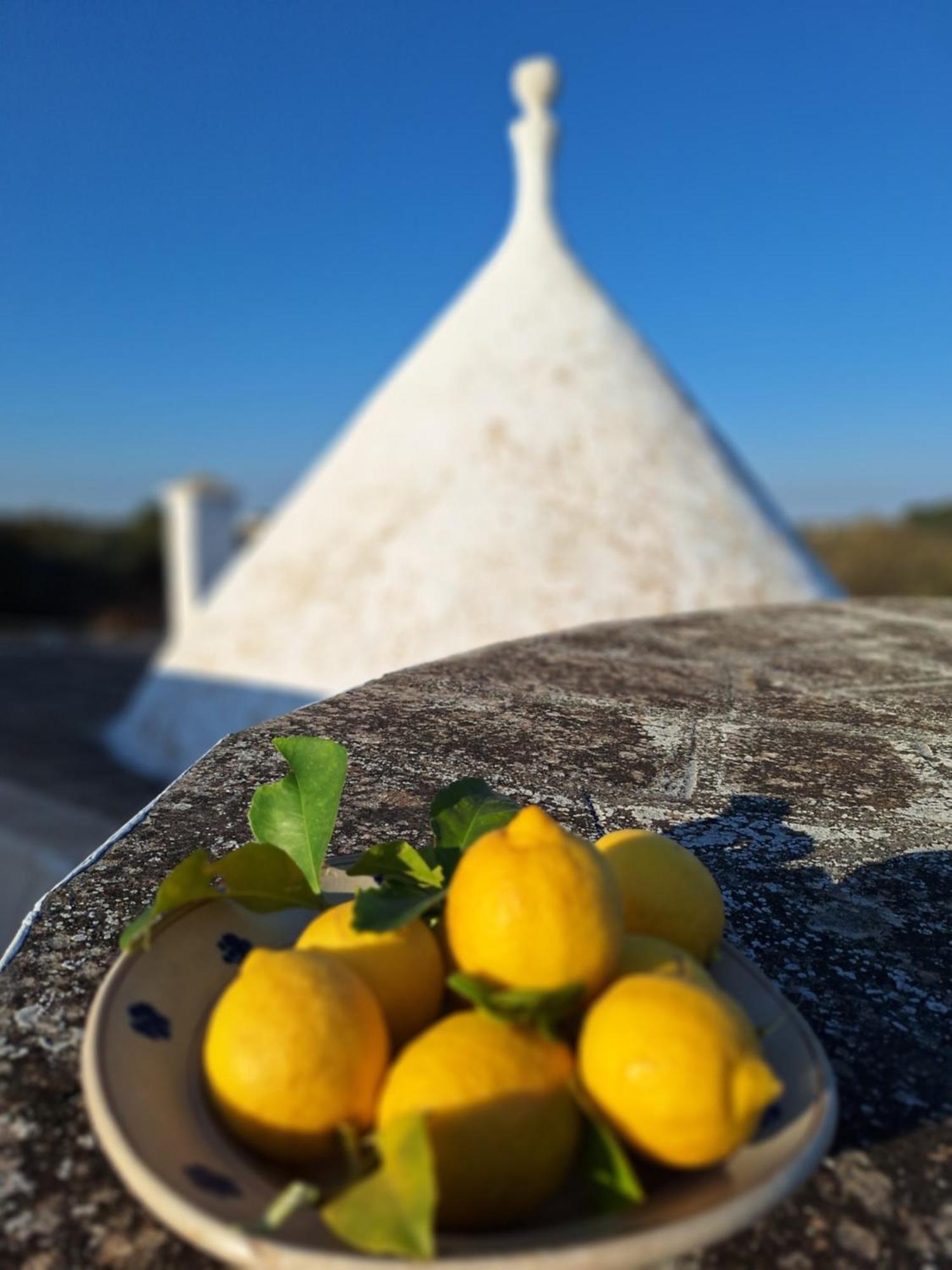 Holiday Home Trullo Antico Ostuni Luaran gambar